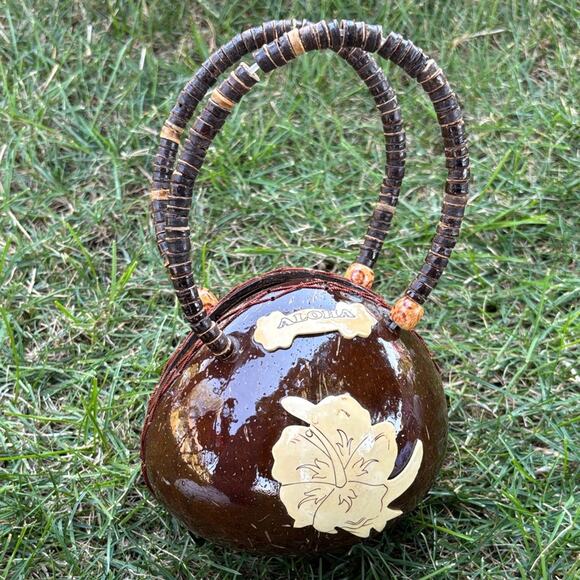 Vintage Hawaiian Coconut Shell Purse Handbag Aloha Tiki Island Style - Picture 1 of 10